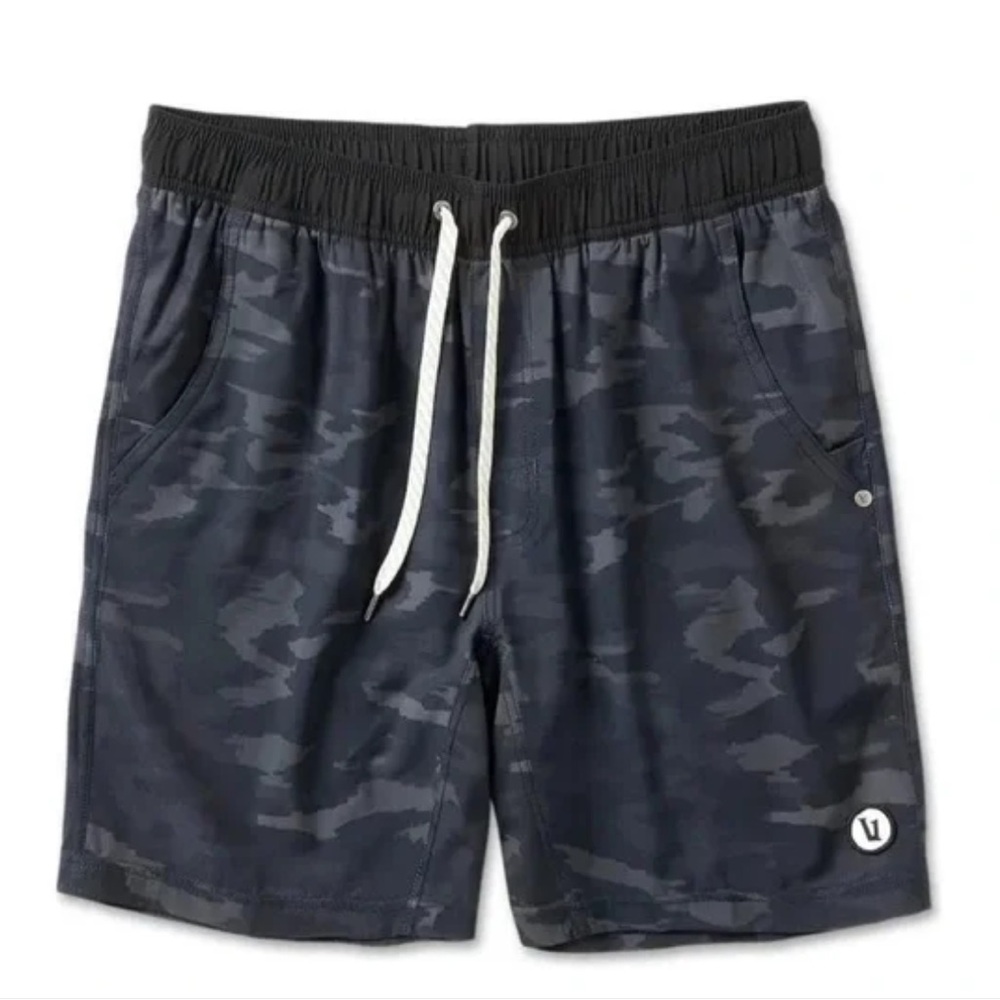 Vuori Kore Black and Grey Camo Shorts 7" - Lined - Picture 3 of 9